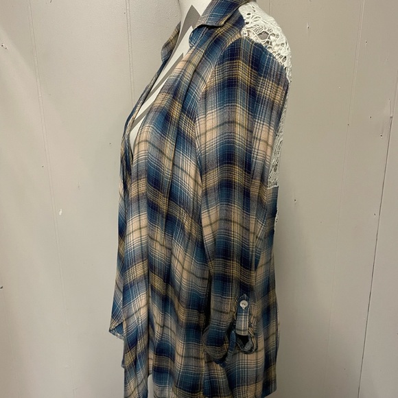 American Rag plaid cardigan - Picture 2 of 4